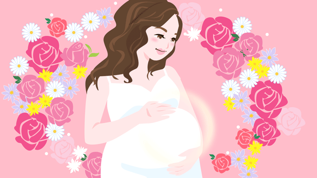 軽やかなサマードレスを着た妊婦